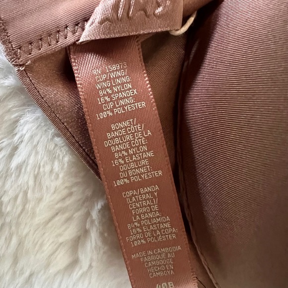 SKIMS Women's Ultimate Push Up Plunge Bra Sienna 40B Style BRUWR1881 NWT - Picture 7 of 10